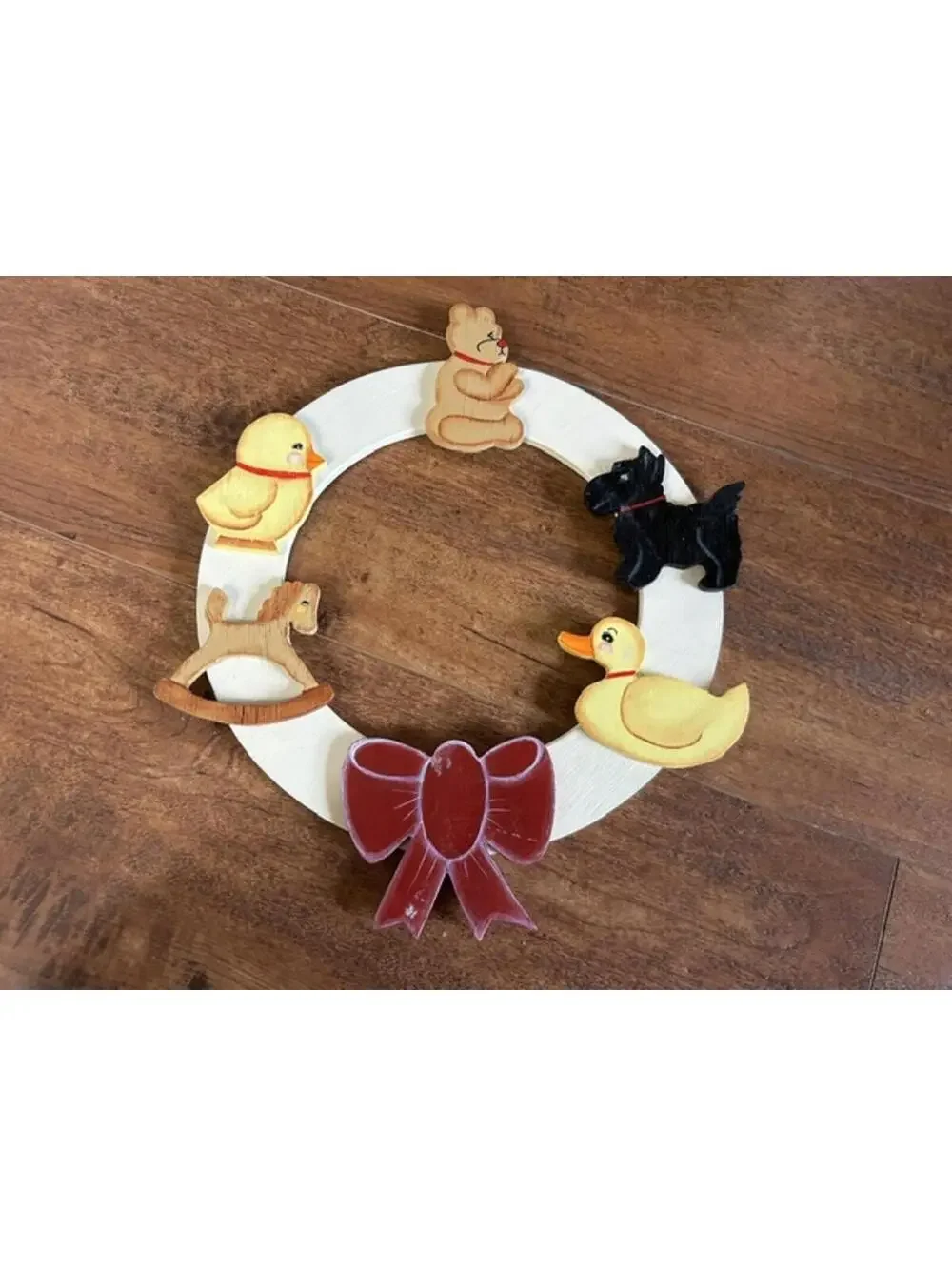 Vintage Wooden Holiday Wreath with Animal Decorations